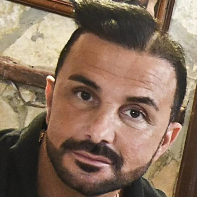 Massimiliano Di Caprio - titolare della Pizzeria Dal Presidente di Napoli, arrestato in un'inchiesta per camorra condotta dalla Dda sul clan Contini