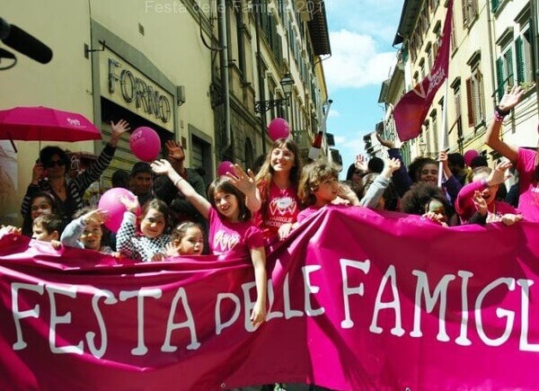 La visibilità batte l'omofobia: venite tutti alla Festa delle Famiglie - festa famiglie blog - Gay.it Blog