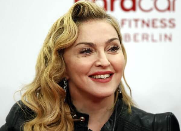 Madonna è morta, il pop anche. Meglio così - smadonnando madonna - Gay.it Blog