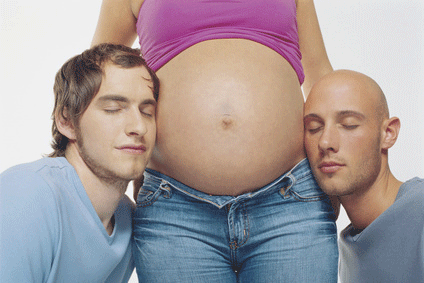 Cara sinistra, a che serve questo dibattito sull'utero in affitto? - image - Gay.it Blog